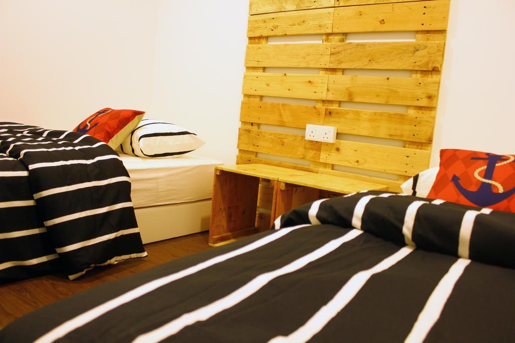 Roof Talk Theme Hostel Johor Bahru Room photo